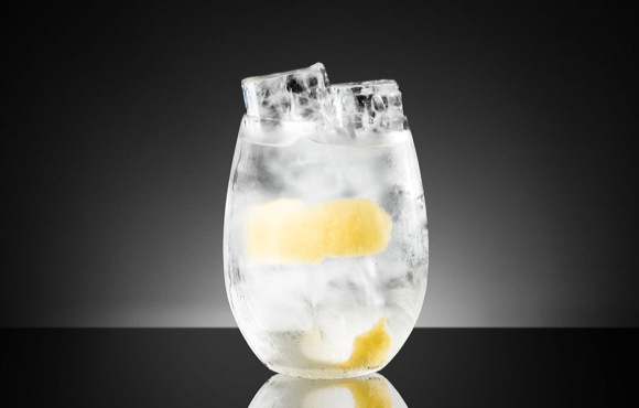 IM-100PE FABRICADOR DE CUBITOS CON DEPÓSITO INCORPORADO, HC