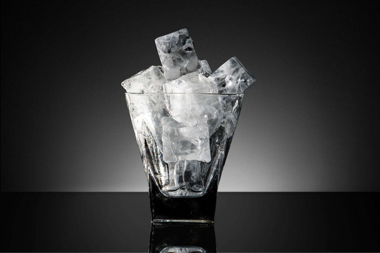 IM-45PE FABRICADOR DE CUBITOS HOSHIZAKI CON DEPÓSITO INCORPORADO