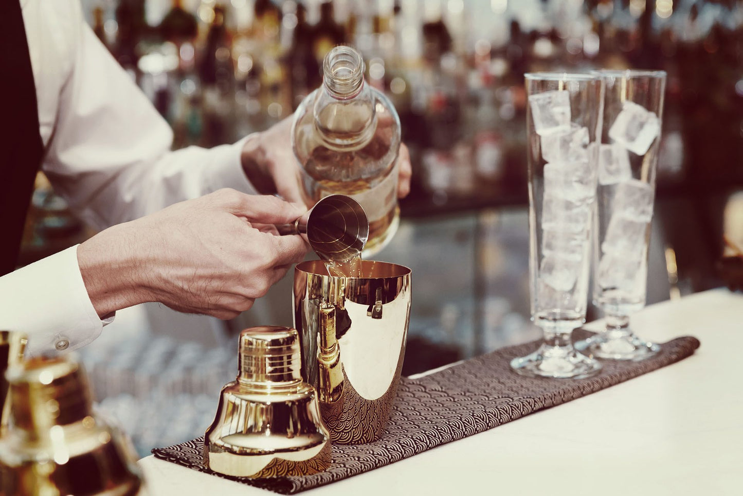 IM-45PE FABRICADOR DE CUBITOS HOSHIZAKI CON DEPÓSITO INCORPORADO